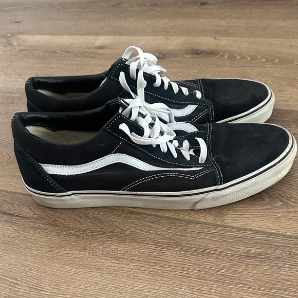 Vans Men's Black and White Sneakers - Picture 4 of 6